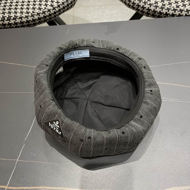 Prada beret (21)