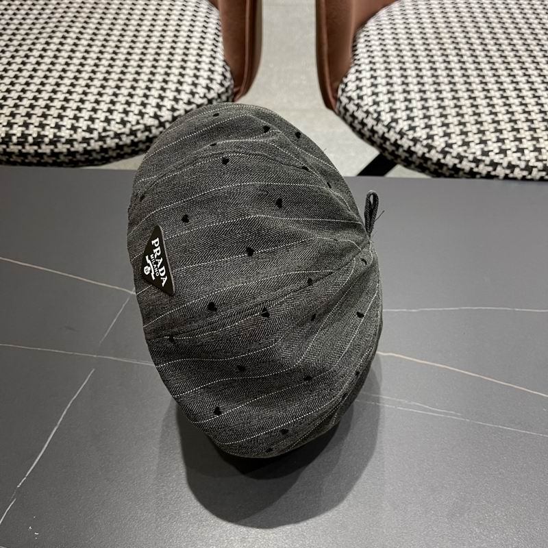 Prada beret (23)