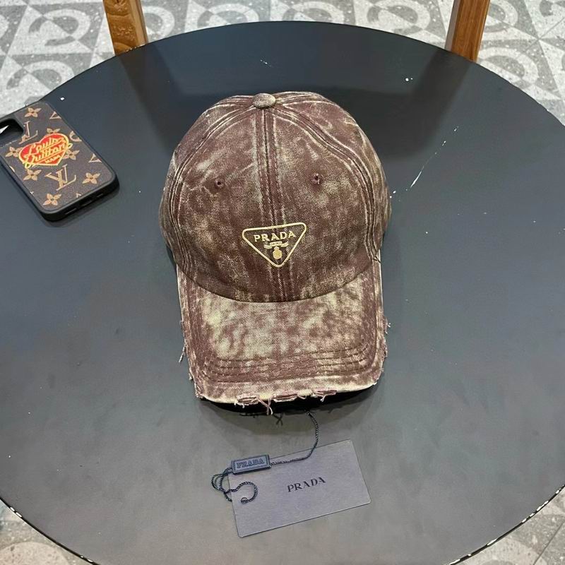 Prada cap (106)