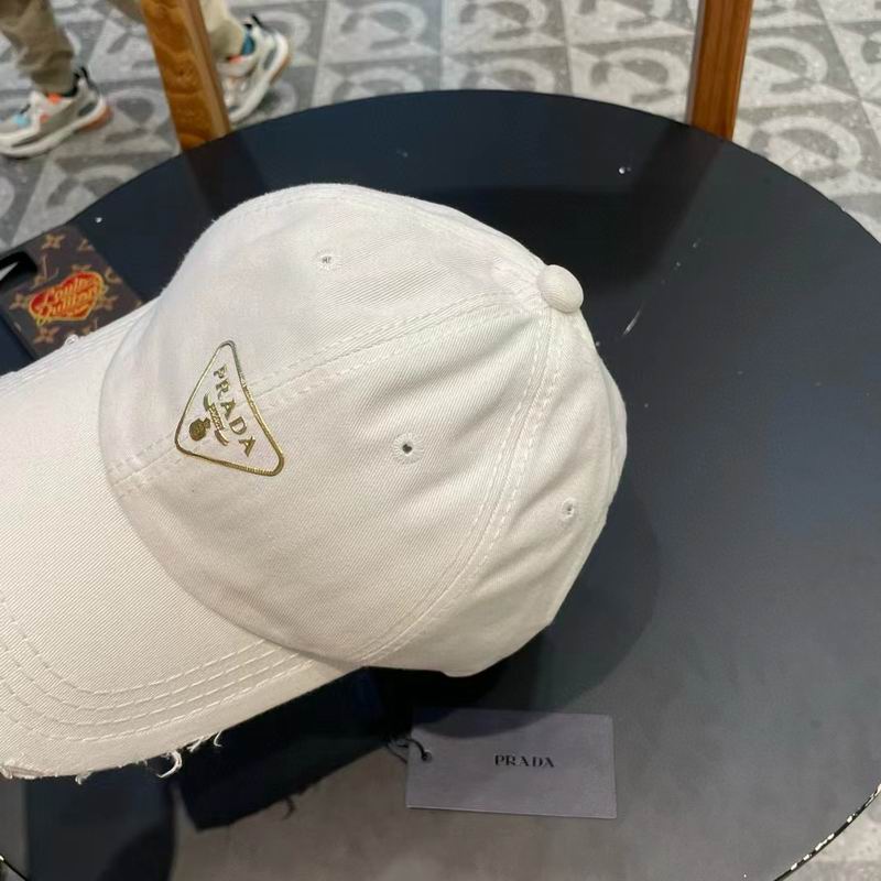 Prada cap (110)