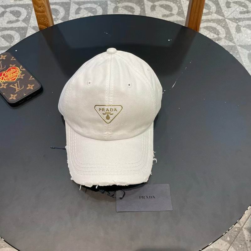 Prada cap (115)
