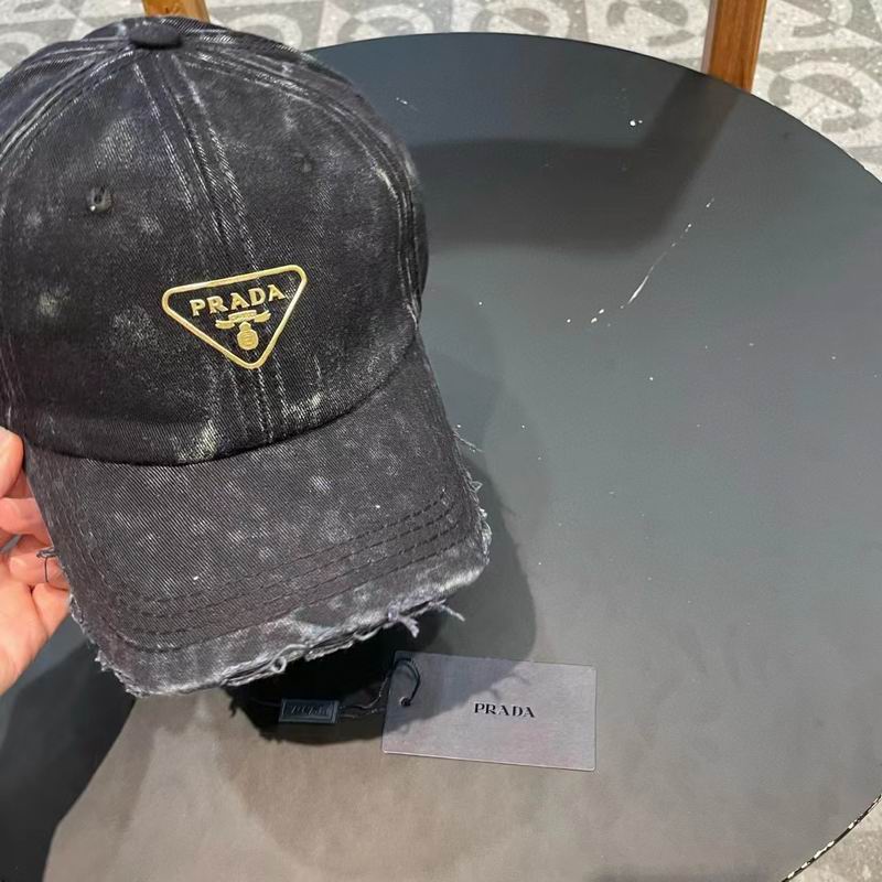 Prada cap (121)
