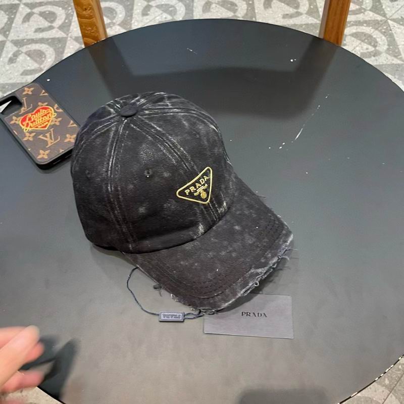 Prada cap (122)