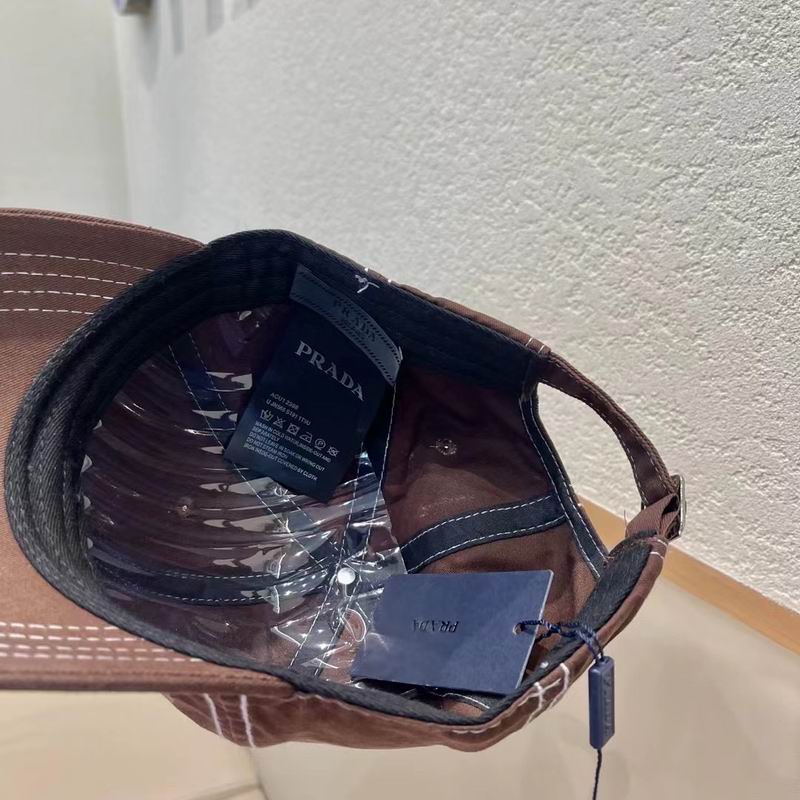 Prada cap (146)