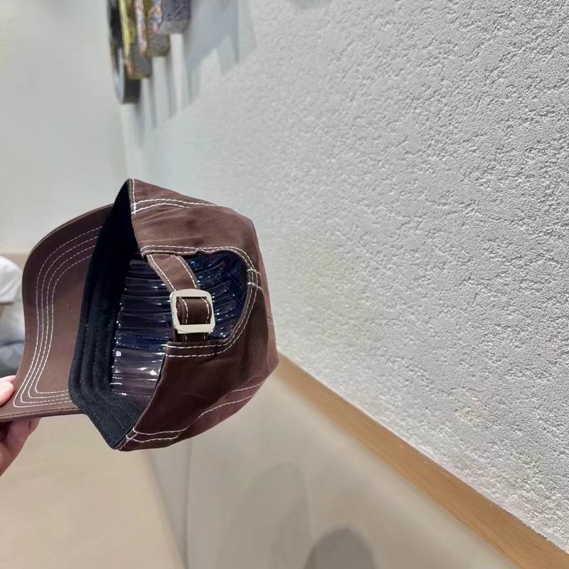 Prada cap (147)