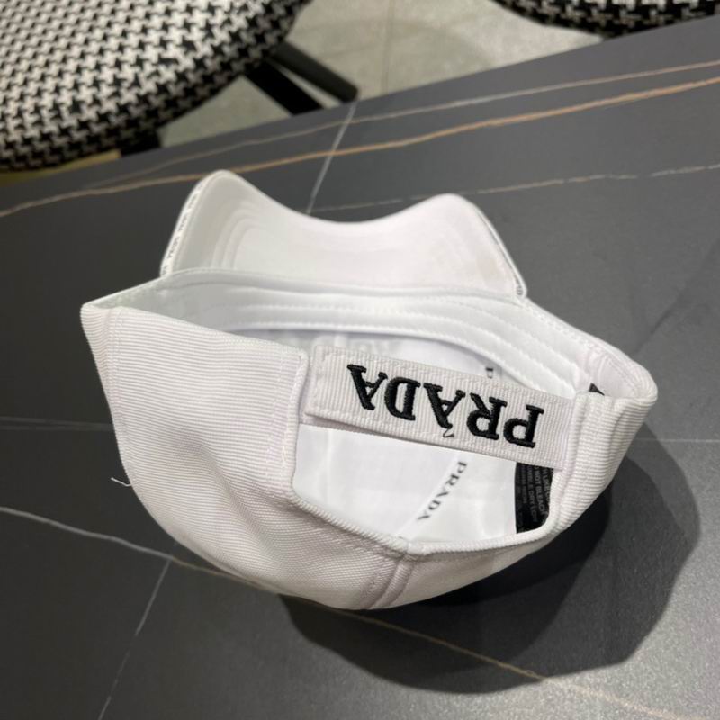 Prada cap (152)