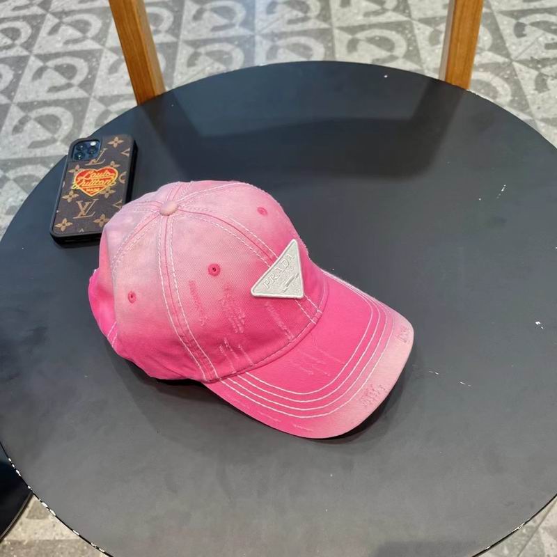 Prada cap (160)