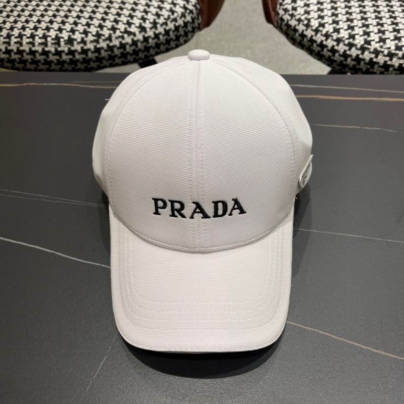 Prada cap (160)