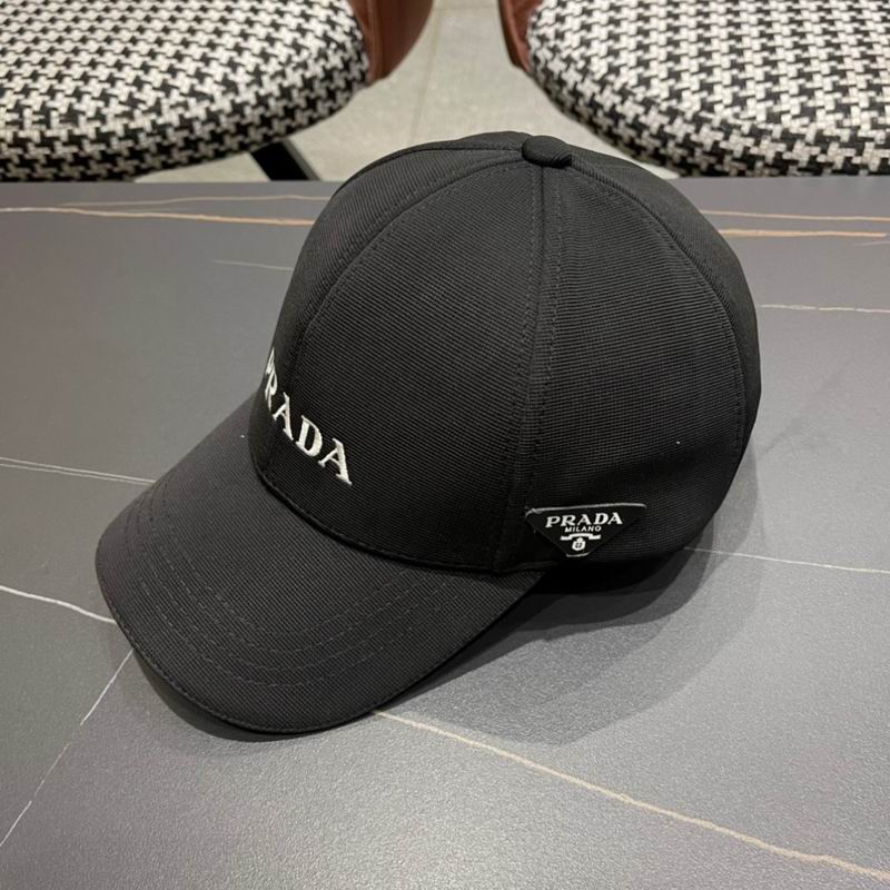 Prada cap (172)
