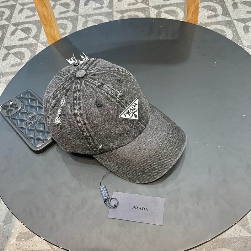 Prada cap (179)