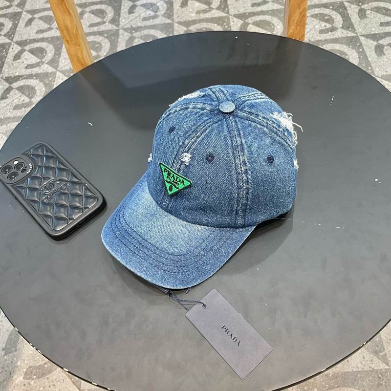 Prada cap (187)