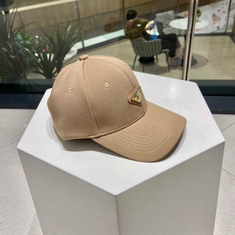 Prada cap (197)