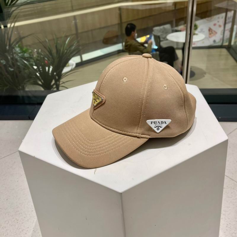 Prada cap (198)