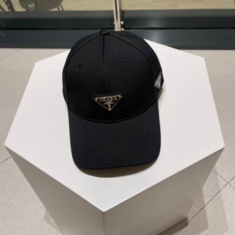 Prada cap (207)