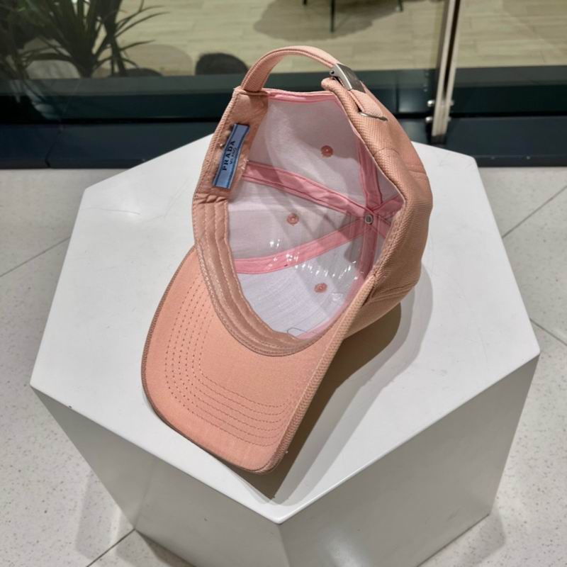 Prada cap (209)