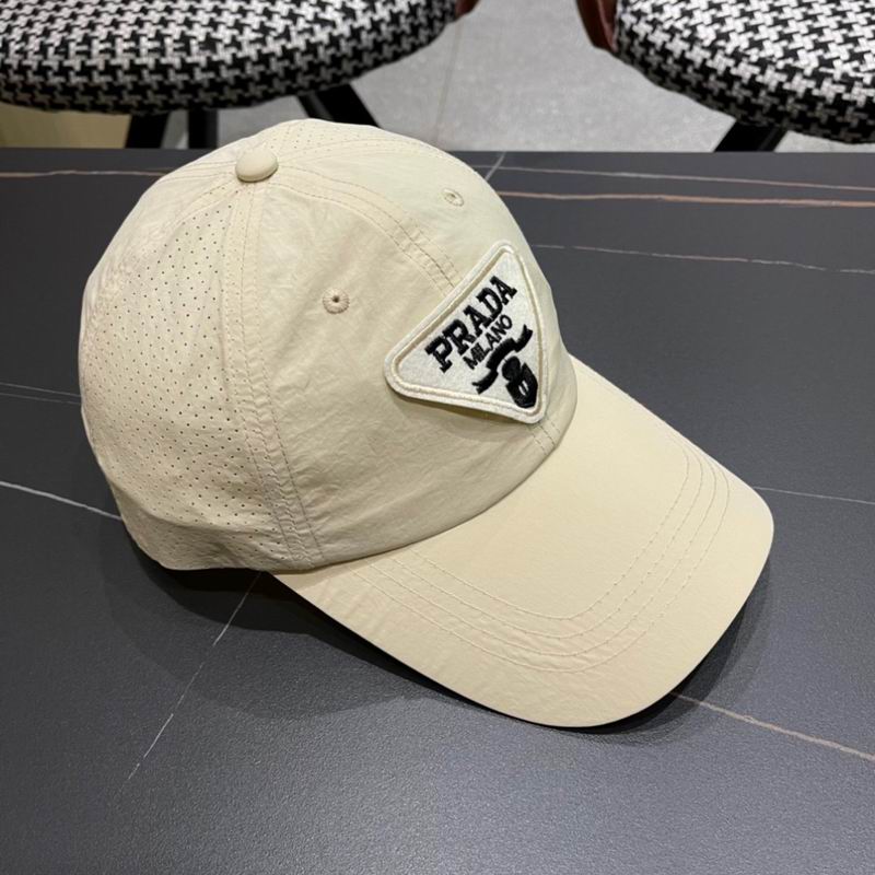 Prada cap (222)