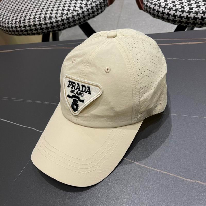 Prada cap (223)