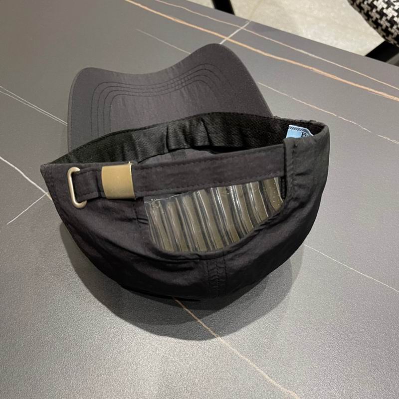 Prada cap (236)