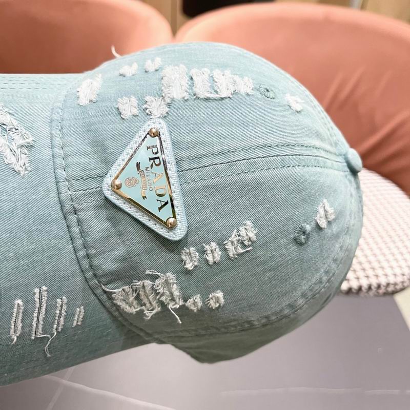 Prada cap (259)