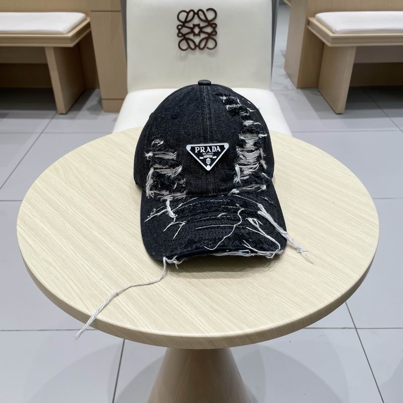 Prada cap (27)