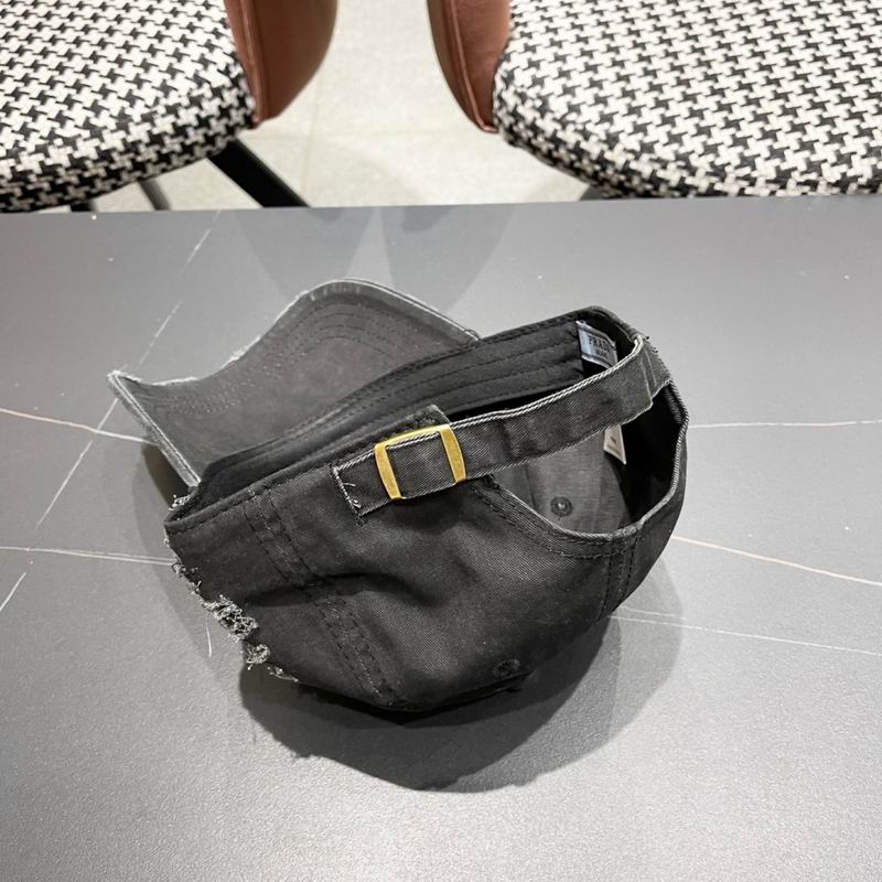 Prada cap (276)