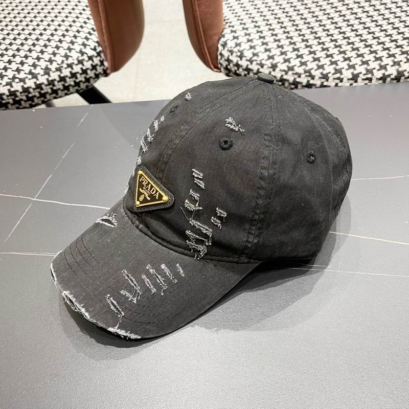 Prada cap (285)