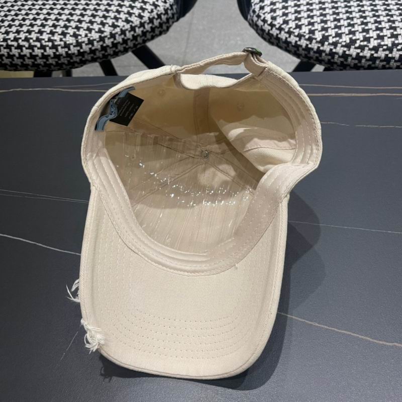Prada cap (53)