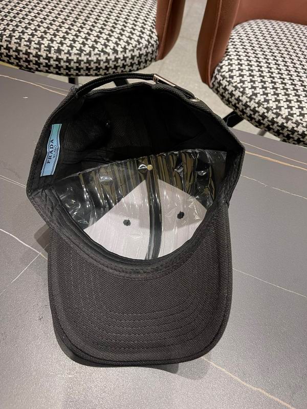 Prada cap (56)