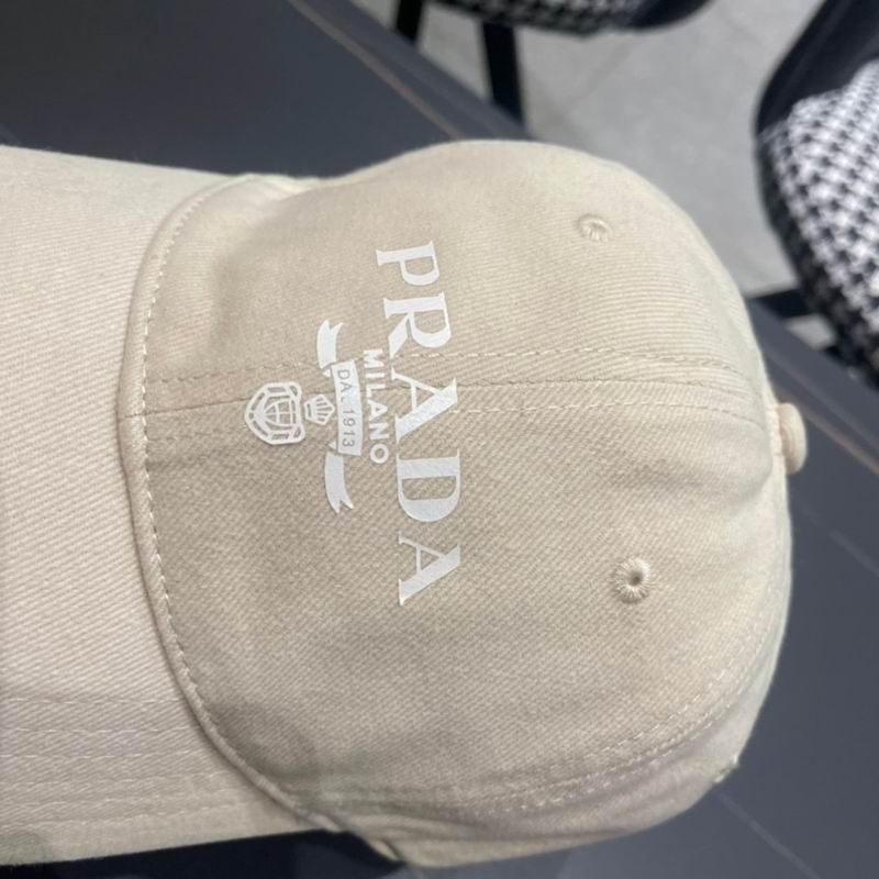 Prada cap (56)