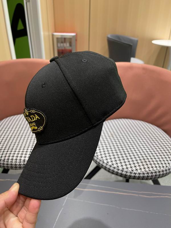 Prada cap (58)