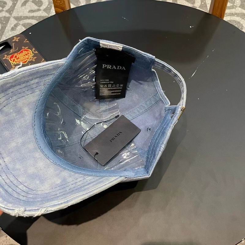 Prada cap (73)