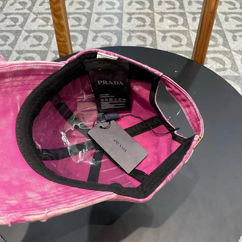 Prada cap (81)