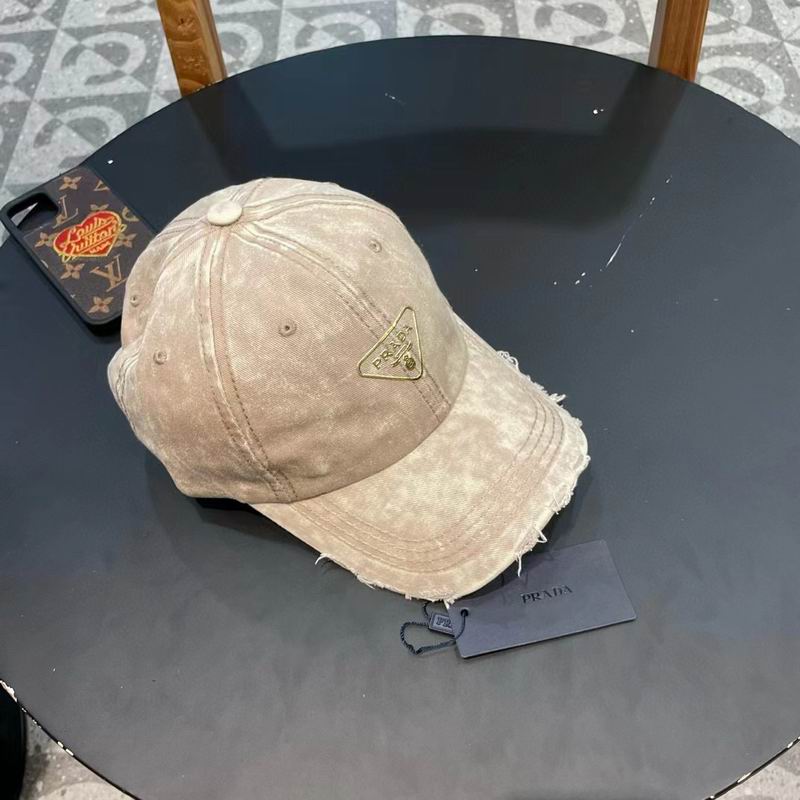 Prada cap (95)