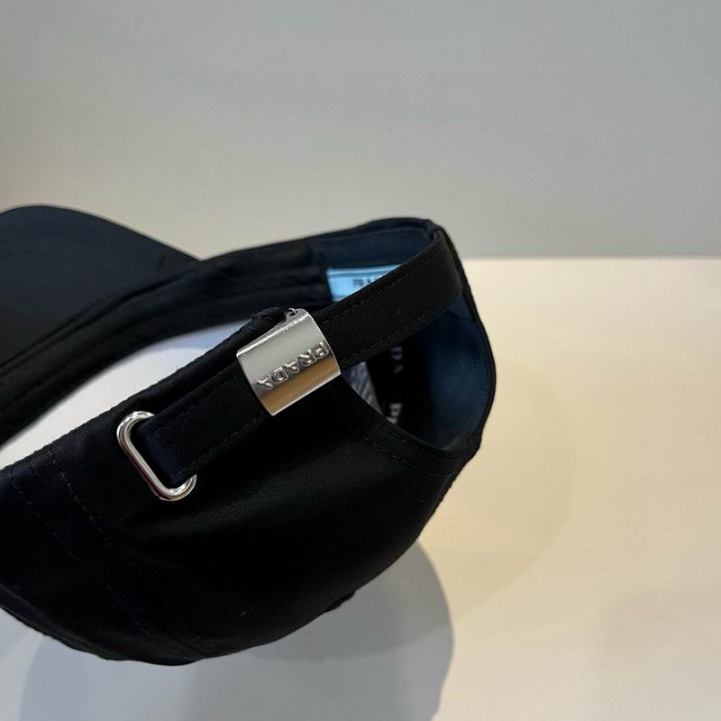 Prada cap dx (12)