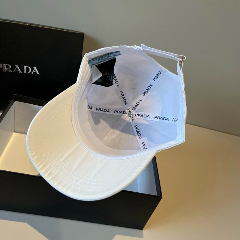 Prada cap dx (64)