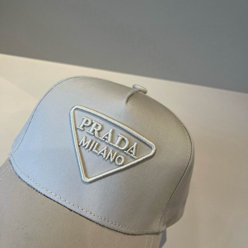 Prada cap dx (7)