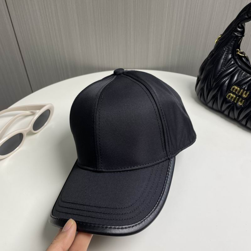 Prada cap dx (97)