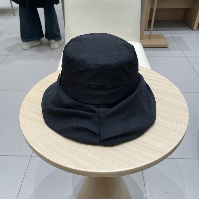 Prada hat (102)