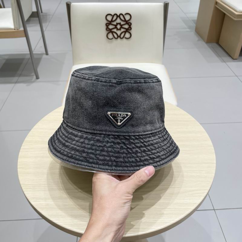 Prada hat (117)