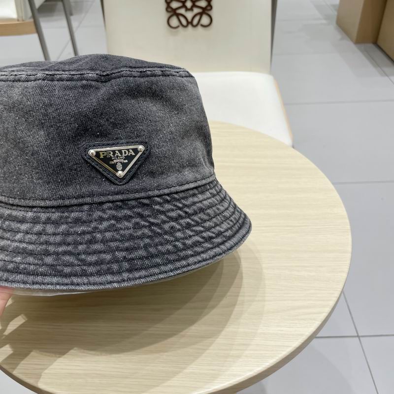 Prada hat (120)