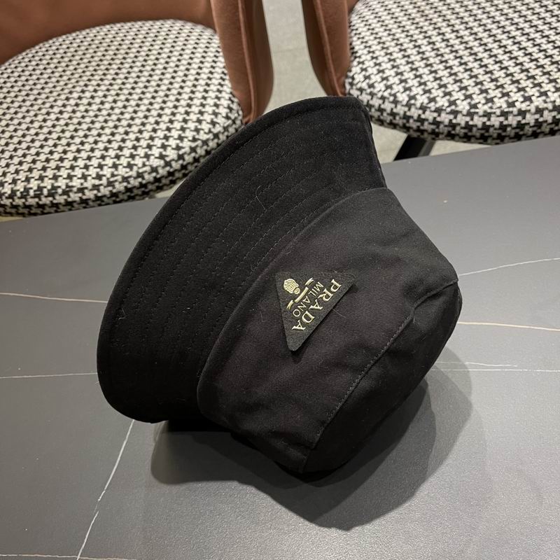Prada hat (198)