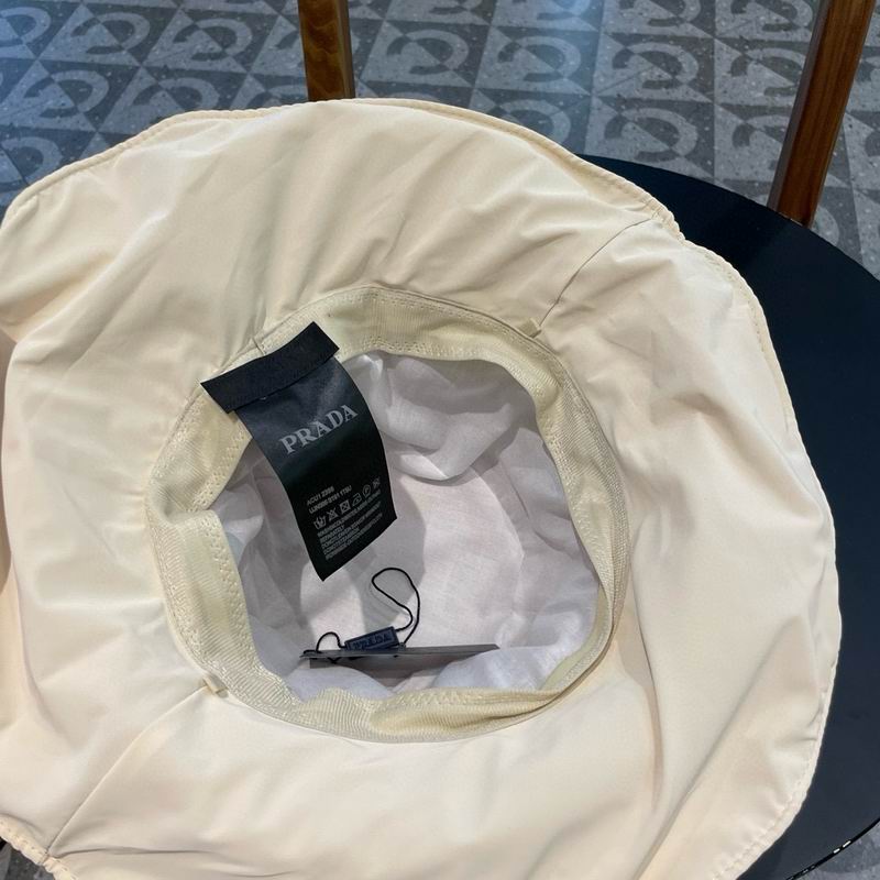 Prada hat (240)