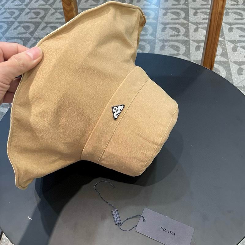 Prada hat (243)