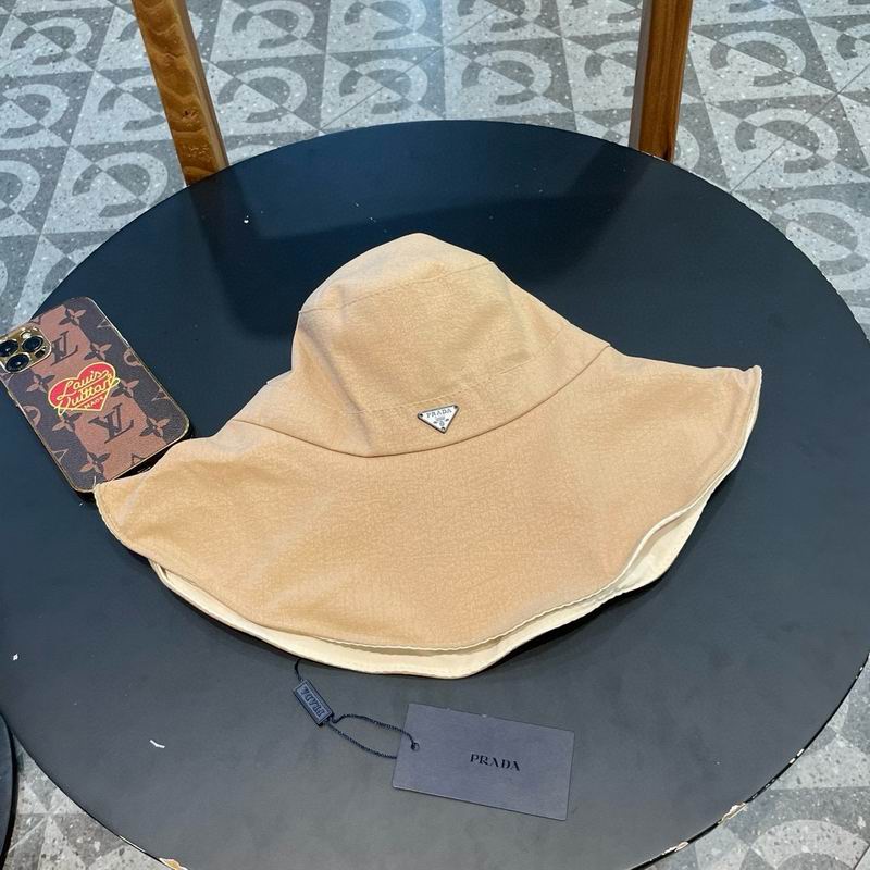 Prada hat (248)