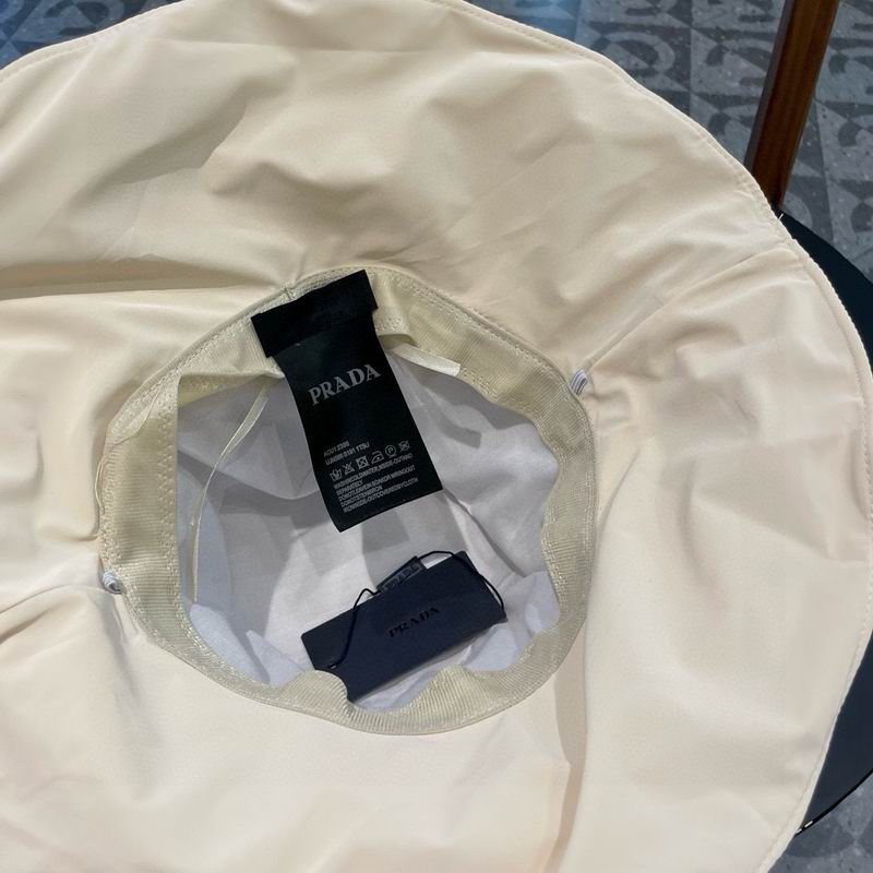 Prada hat (249)