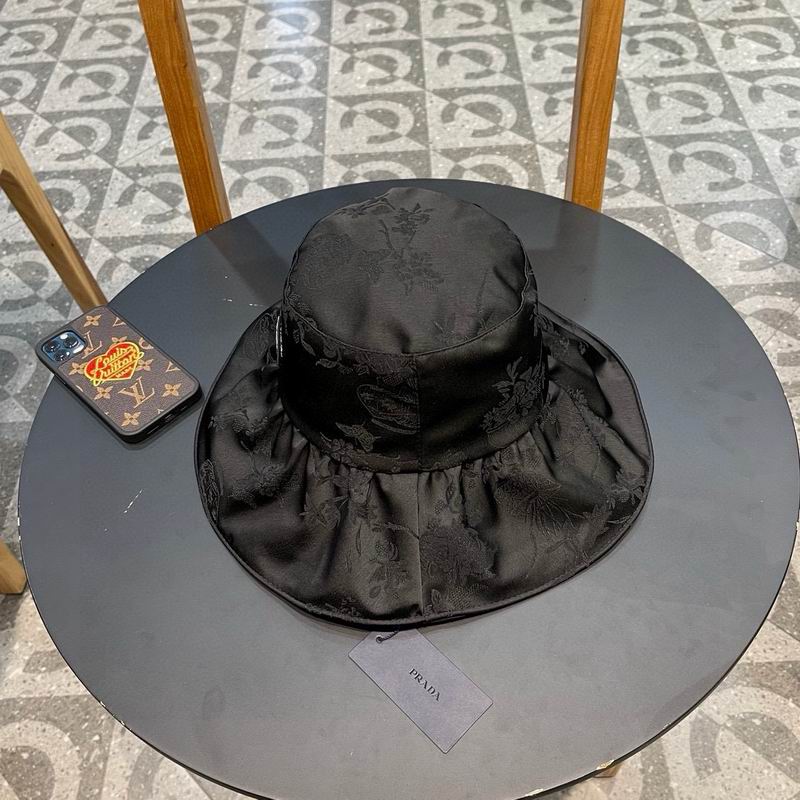 Prada hat (258)