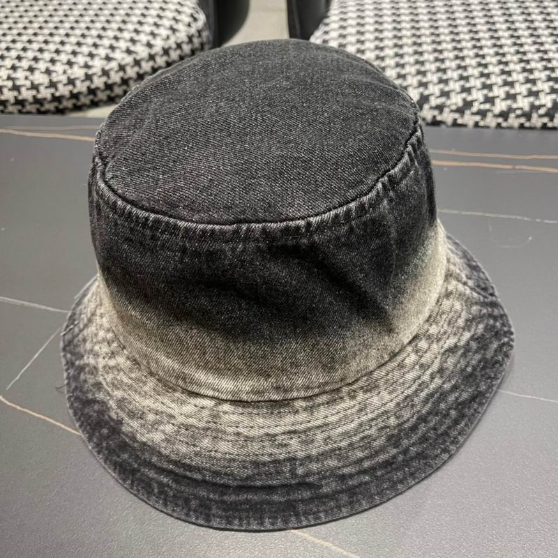 Prada hat (264)