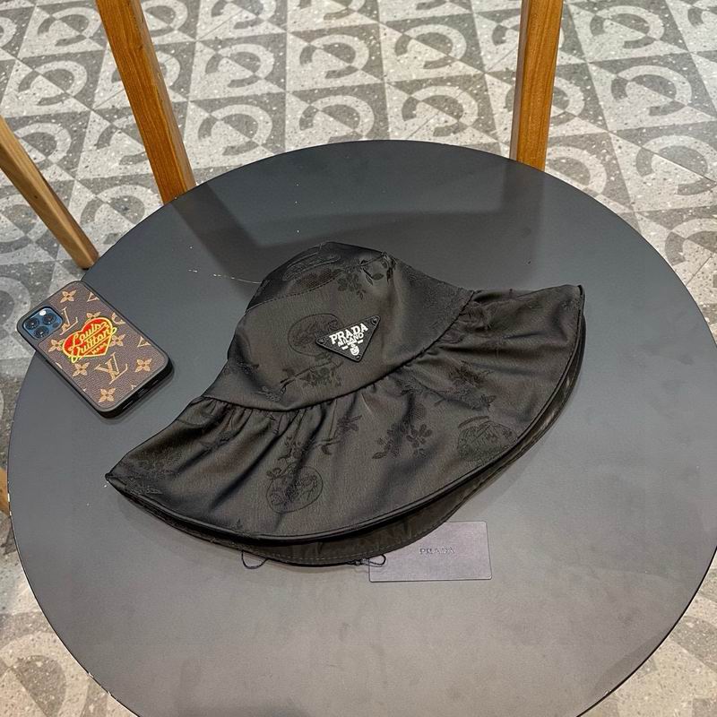Prada hat (266)