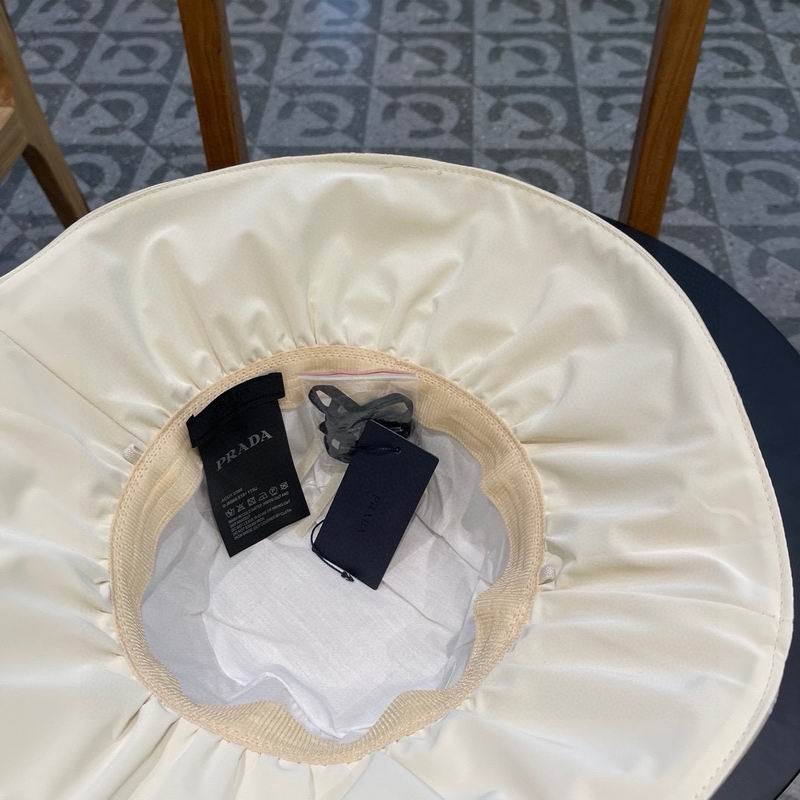 Prada hat (269)