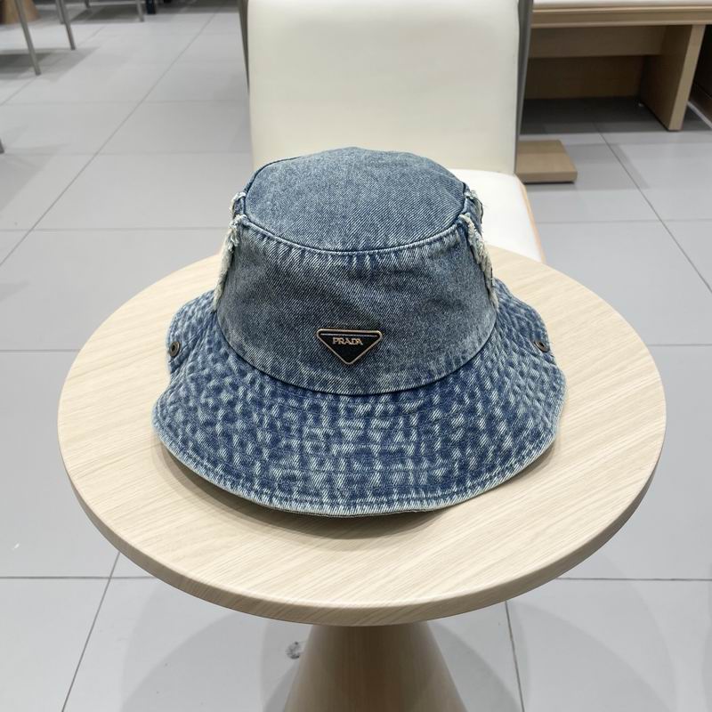 Prada hat (275)